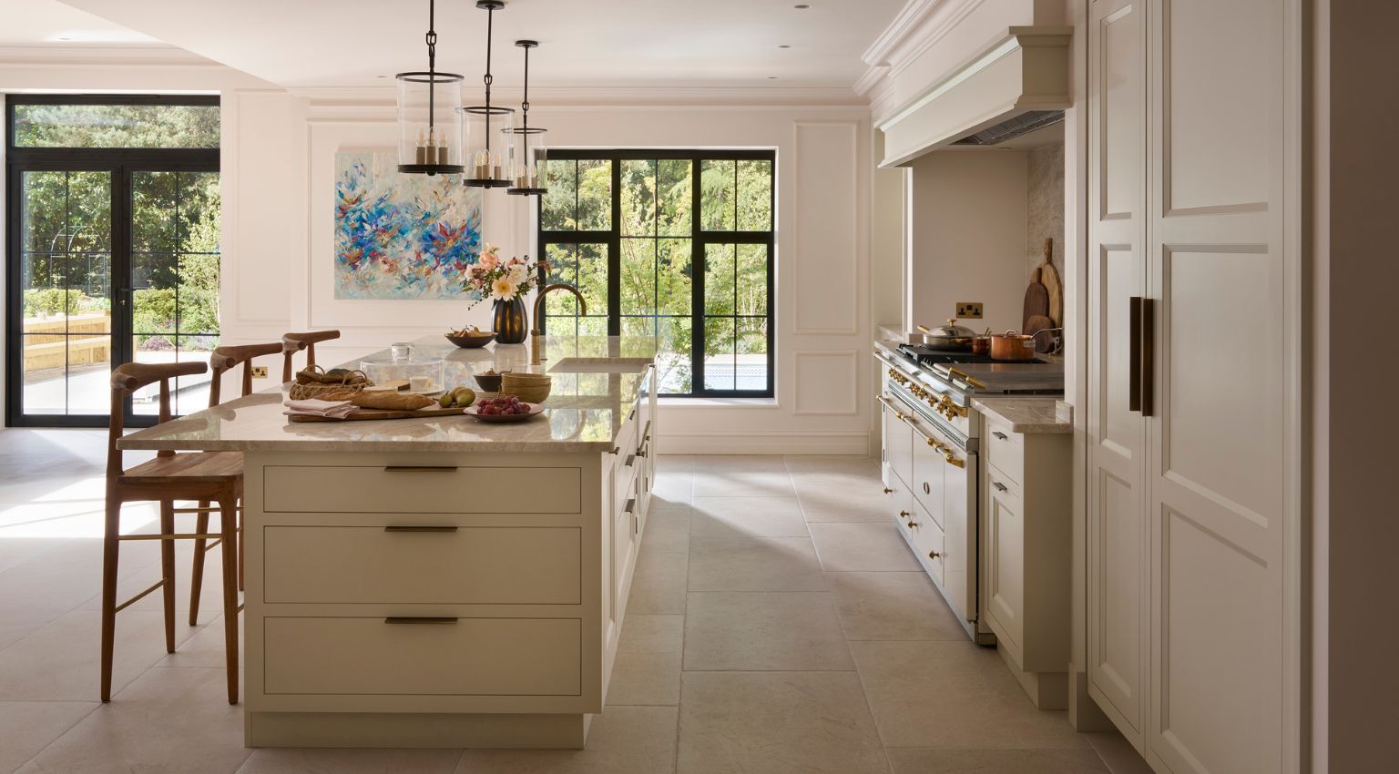 Spacious kitchen island unit